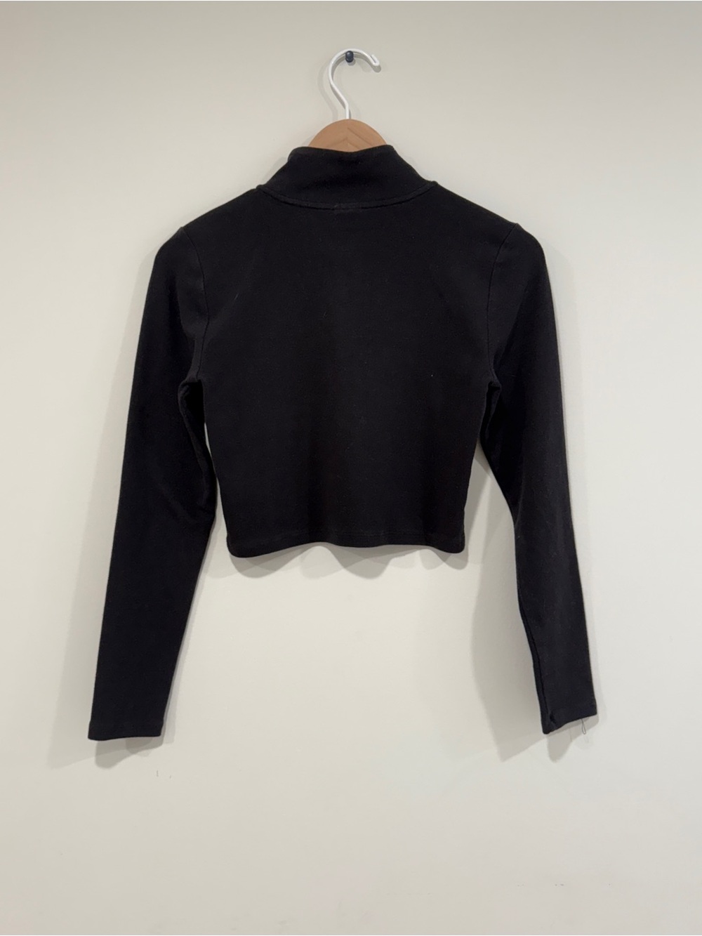 Aritzia’s Sunday Best Black Half-Zip Long Sleeve Top - Picture 3 of 3
